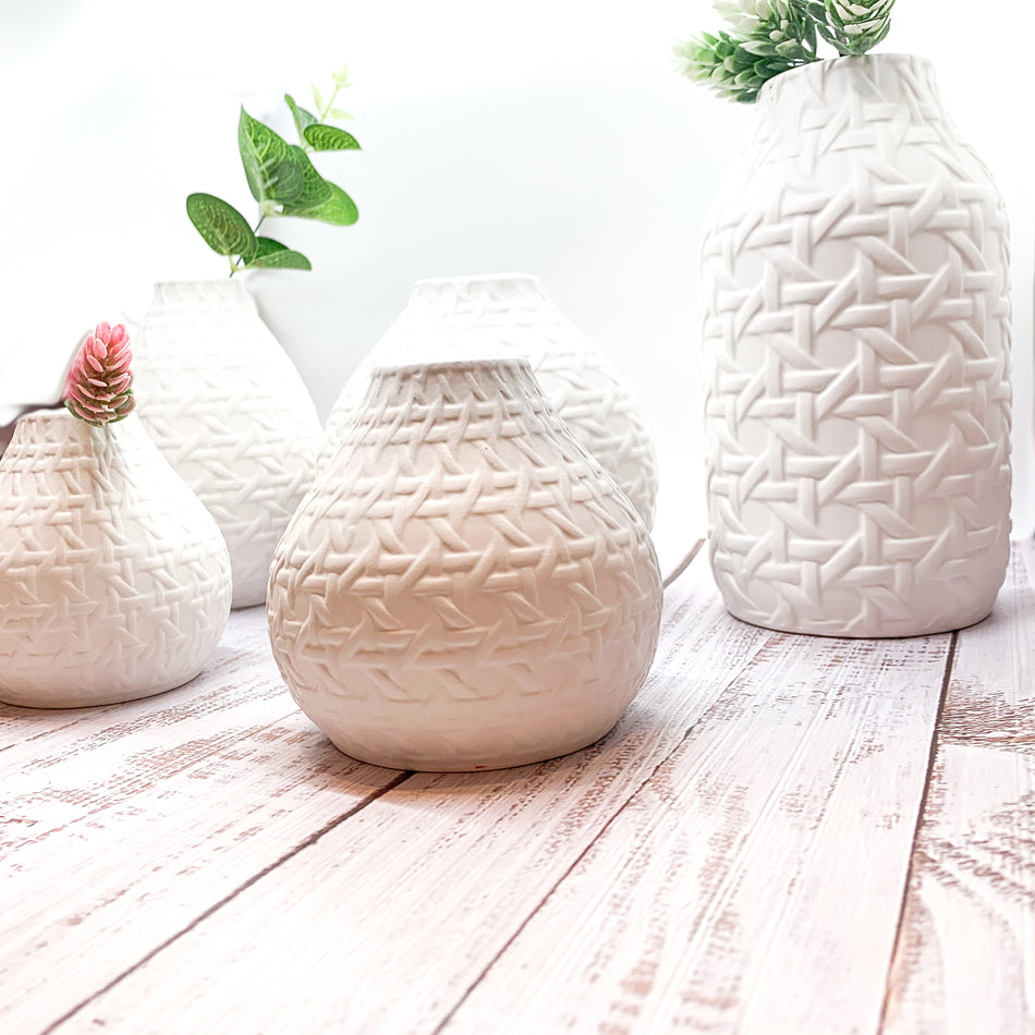 Handcrafted Textured Ceramic Vase Set – Modern Minimalist Decor