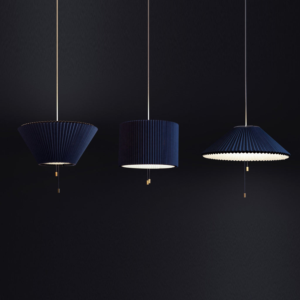 Modern Adjustable Pendant Lamp – Foldable Shade Design